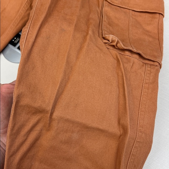Used Wondery Outdoors isabel jogger pants in coral orange with adjustable waist - Picture 3 of 11